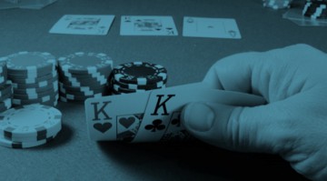 17 pros and 15 cons of a career in poker 2019 image