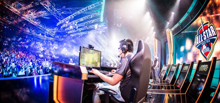 Poker and Esports: The Convergence of Two Skill-Based Games image
