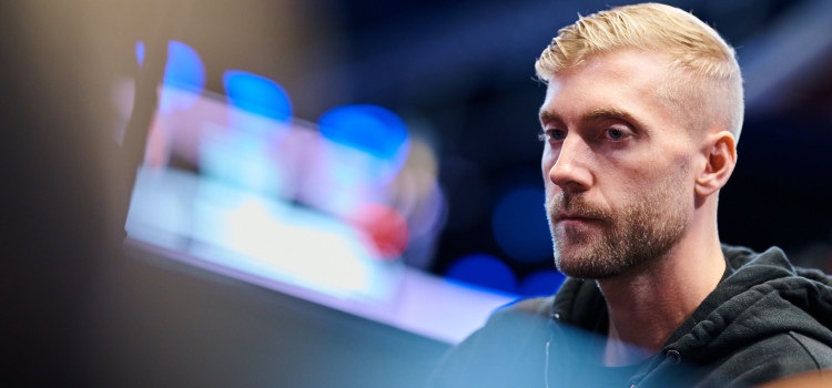BCPoker Signs Manig Loeser image